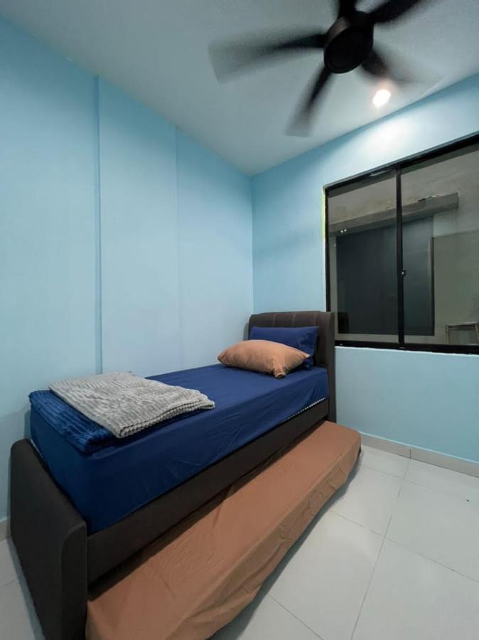 Faiz Homestay Kuching Ngoại thất bức ảnh